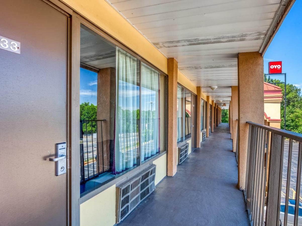 Oyo Hotel Decatur I-20 East & Wesley Club Dr Bagian luar foto